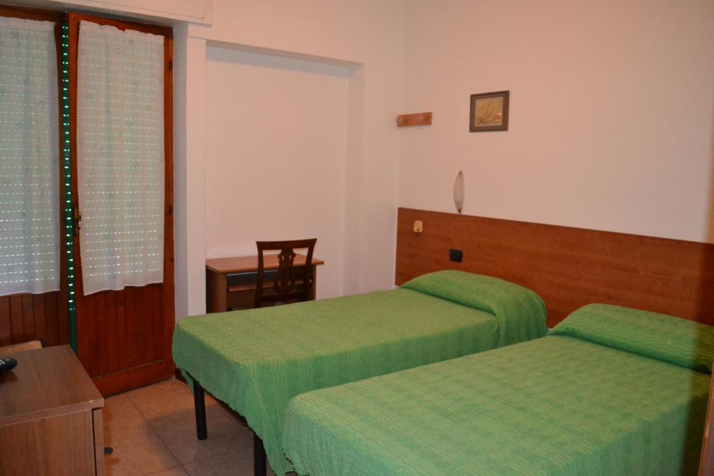 Hotel Ferrara San Benedetto del Tronto Pokoj fotografie